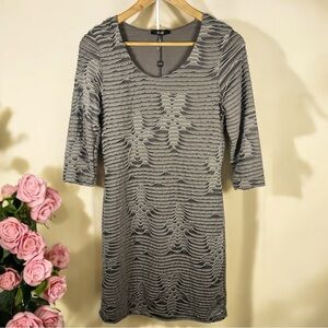 Yest NWT Given Mini Taupe Ripple 3/4 Sleeve Stretch Bodycon Dress Size Small NEW